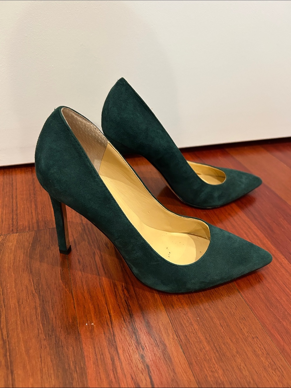 Ivanka Trump Carra Suede Pump - Green - Size 6.5